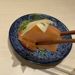 炉端とおでん 呼炉凪来 - ガリトマト