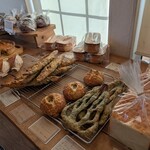 手作りハムとパンの店 こぶたのしっぽ - 
