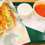 サブウェイ - 料理写真:サラダチキンサンドとトマトクラムスープ