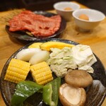 旦過焼肉 煙人 - 