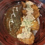 華カリー ジンジャー - チキン南蛮カレー　タルタルソースは手作りです。きっと。チキン苦手な私でも大丈夫でして。