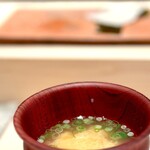 たかおか - みそ汁。 優しい味わいのたかおかさんらしいみそ汁。
