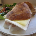 サンス エ サンス - 生ハムとグリュイエール・チーズのサンド1