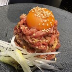炭火焼肉 にく式 - 牛ユッケ