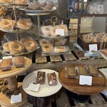 にじのおやつ - フィナンシェや焼きドーナツも