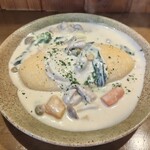 厨 Sawa - ホワイトシチューの味を壊さない優しい味のライスが素敵。