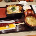 かつ善 - 料理写真:ロースカツ重 1,441円