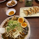 ラーメン 魁力屋 - 
