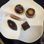 ガストロノミー ジョエル・ロブション - 