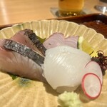 食堂 燈 - おつくり　鰆　鯵　モンゴウイカの昆布締め