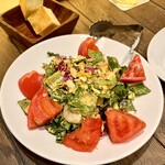 3rd. BAR&GRILL RESTAURANT - コブサラダ