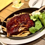 3rd. BAR&GRILL RESTAURANT - スパイシースペアリブ
