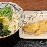 丸亀製麺 - おろし醤油、真鱈天、梅しそおむすび