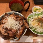 十勝豚丼 いっぴん - 