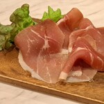 シカゴピザ＆スフレオムレツ Meat&Cheese ARK2nd 新宿店 - 