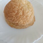 小麦市場ピーターパン - 丸っこい形がかわいいメロンパン