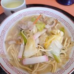 万吉食堂 - 