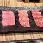 焼肉 ジャンボ - 