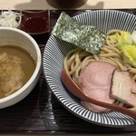 長男、もんたいちお - 