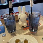 ディック・ブルーナ テーブル - 