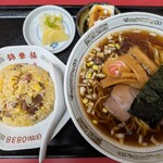 錦華楼 - ラーメン＋半チャーハン