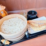 丸亀製麺 - 本日の夜勤明け朝うどん