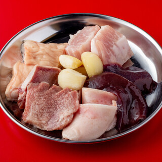 鮮度抜群！新鮮なホルモンと厳選されたお肉