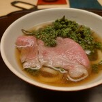 徳ㇵ本也 - 宮崎牛と花山椒のうどん