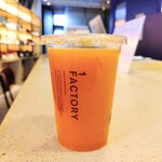 10ファクトリー - 『生搾り温州みかんジュース レギュラー（600円税込）』