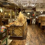 キッチン グリズリー - お店のカッコいい雰囲気