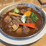 ル バー ラヴァン サンカンドゥ アザブ トウキョウ - 