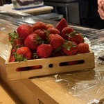 虎ノ門 とだか - デザートのいちご