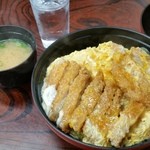 ひばり食堂 - カツ丼８００円（味噌汁付き）