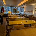 bills 大阪 - 内装