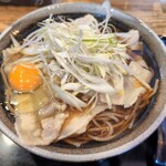 のじろう - 肉そば＋玉子