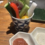 恵比寿 希鳥 - 野菜スティックが口の中を整えてくれます