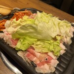 とん豚テジ 六本木店 - 