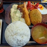 わ楽 - バラエティ定食