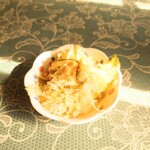 シャンティ - オーダー後すぐに提供してくれる"サラダ"。