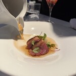 THE COSMOPOLITAN GRILL BAR TERRACE - ❷ SECOND（スープ）
      　･ダブルビーフコンソメ､国産合鴨の胸肉､冬の根菜