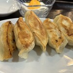 独一処餃子 - 焼餃子定食の焼餃子