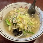 三龍亭 - 料理写真:「タンメン」700円也。税込。