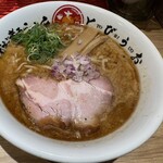 焼きあご煮干しらぁめん とびうお - 料理写真: