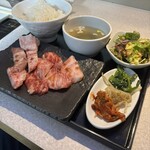 焼肉 GRANDELA - 