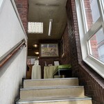 館山中村屋 - 2階喫茶店入口