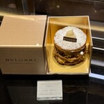 ブルガリ ドルチ - ミルフィーユは迫力があってバレンタインデーのプレゼントにはピッタリかな。