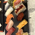 立喰い寿司&BAR鮨處八千代 - こちらが上