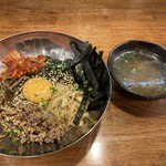 にく本舗 - 