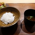 明寂 - ご飯、赤出汁