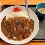 三忠食堂 - かつカレーとらっきょう漬け
